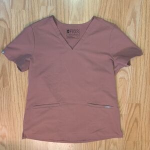 FIGS Technical Collection Casma Muave Three-Pocket Scrub Top Size S